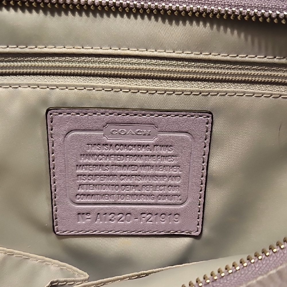 Coach Lavender and Beige Shoulder Bag - Picture 5 of 7